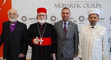 Farklı dine mensup vatandaşlar bayramlaşma programında buluştu