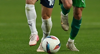 Futbolcular, “Kadınlarla Yükselen Türkiye