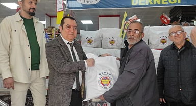 İSKENDERUN FENERBAHÇELİLER’DEN KOLİ YARDIMI