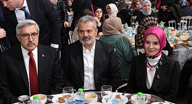 Türkiye Yüzyılı Kardeşlik İftarı Coşku İçerisinde Gerçekleşti