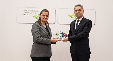 AKSA DOĞALGAZ DÜŞÜK KARBON KAHRAMANI ÖDÜLÜ ALDI