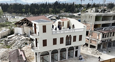 Depremde yıkılan Hatay Edebiyat Müze Kütüphanesinin yeniden inşasında sona yaklaşıldı