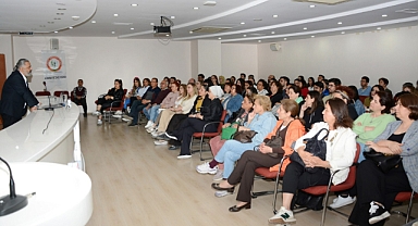 Eczacılara güncel obezite tedavisi anlatıldı
