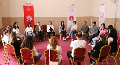 HATAY’DA PSİKODRAMA ATÖLYESİ DÜZENLENDİ