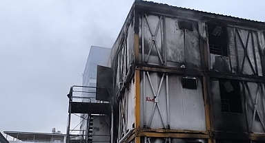 İskenderun'da şantiyedeki konteynerde çıkan yangın söndürüldü