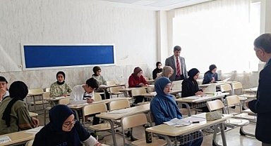 Öğrenciler için umre ödüllü bilgi yarışması düzenlendi
