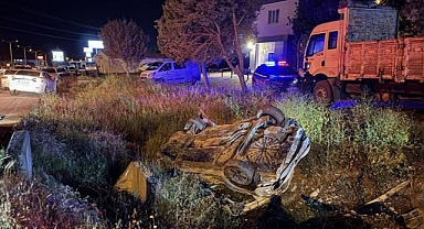 Takla atan otomobildeki 1 kişi öldü, 1 kişi yaralandı