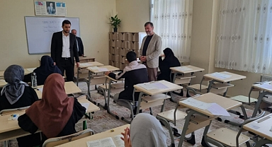 UMRE ÖDÜLLÜ YARIŞMA DÜZENLENDİ