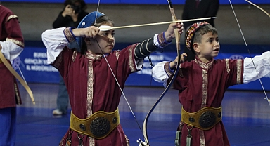 19 Mayıs Atatürk'ü Anma, Gençlik ve Spor Bayramı kutlandı