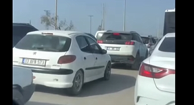 Antakya Çevreyolu’nda Trafik Sürücüleri Zorluyor