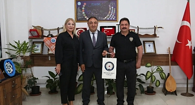 BAŞARILI POLİSLER ÖDÜLLENDİRİLDİ