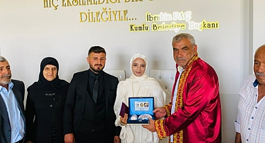 BAŞKAN PAÇ GENÇ ÇİFTİN NİKAHINI KIYDI