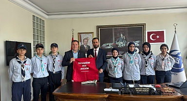BAŞKAN YALÇIN İZCİ TAKIMINI AĞIRLADI