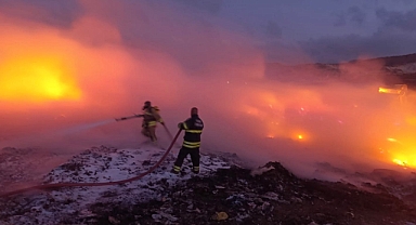 Çöp Toplama Merkezinde Yangın Paniği