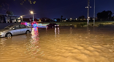 Hatay'da Sağanak Ve Dolu Etkili Oldu