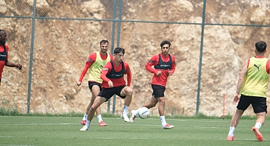HATAYSPOR'DA GÖZTEPE MESAİSİ SÜRÜYOR