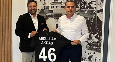 Hatayspor’dan Kaymakam Akdaş’a Forma