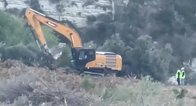 İş Makinesine Molotofkokteyli Atan Şüpheli Gözaltına Alındı