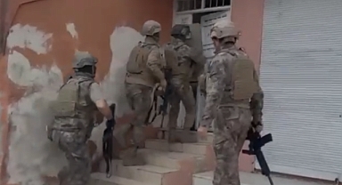 İskenderun’da Film Gibi Yağma Operasyonu