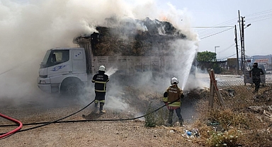 Kırıkhan’da Saman Yüklü Tır Alev Aldı