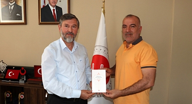 ‘KUR’AN’DA AİLE ÖRNEKLERİ’ KİTABINA YOĞUN İLGİ