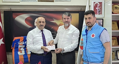 Uğur Fırat’tan Anlamlı Kurban Bağışı