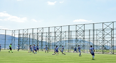 Üniversitelerarası Futbol Süper Ligi başladı
