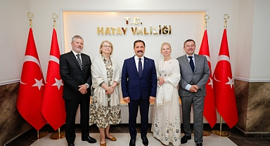VALİ MASATLI BÜYÜKELÇİLERİ KABUL ETTİ
