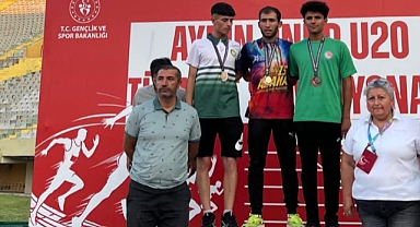 Antakyalı Öğrenci Ahmet Elharden'den Türkiye Üçüncülüğü Gururu