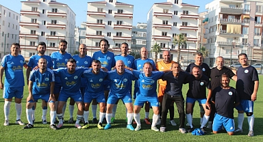ARSUZ BELEDİYE SPOR ZİRVEYE KOŞUYOR; 7-2