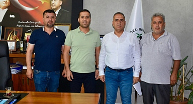 BAŞKAN AYAKKABICI ESNAFINI AĞIRLADI