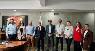 BAŞKAN RIFAT SARI KIZILAY’I AĞIRLADI
