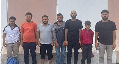 HATAY’DA DURDURULAN 3 ARAÇTA 14 KAÇAK GÖÇMEN YAKALANDI