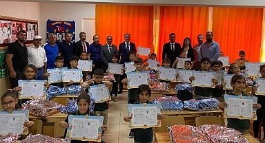 Kaymakam Akdaş, Karne Heyecanına Ortak Oldu