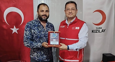 Kızılay’dan Gök Group’a Teşekkür Plaketi