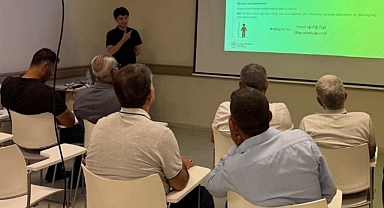 Reyhanlı’da Mahalle Muhtarlarına Sağlık Elçileri Eğitimi Verildi