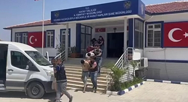 Teknik Servis Aracıyla Göçmen Kaçırırken Yakalandılar