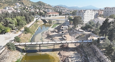 Asi Nehri’nde Taşkın Koruma Çalışması