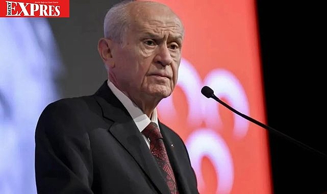 Bahçeli'den Karikatür Provokasyonuna Sert Tepki: "İğrenç Saldırıyı Nefretle Lanetliyorum"