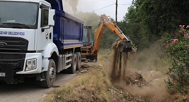 Dere Yatakları Temizleniyor