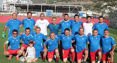 Efsaneler Play-Off Yolunda Namağlup