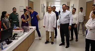 Kaymakam Şahin'den Altınözü Devlet Hastanesi'ne Ziyaret