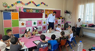 Kur'an Kursunda Sevgi Dolu Buluşma