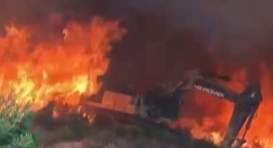 Operatörün Alevlerin İçinden Son Anda Kurtulduğu Anlar Kamerada