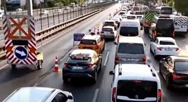 Trafik Antakya’yı Esir Aldı: “Bir Kavşaktan Çıkamıyoruz!