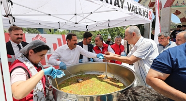 Vali Masatlı, Aşure İkramında Bulundu
