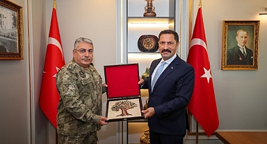 10. Hudut Tugay Komutanı Ertuğrul Bilmiş’ten Vali Masatlı’ya Veda Ziyareti