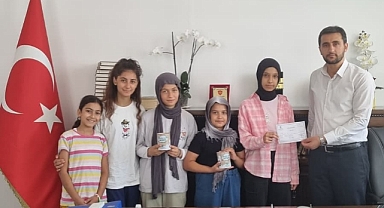 Altınçay Yaz Kur’an Kursu Öğrencilerinden Filistin’e Destek Kermesi