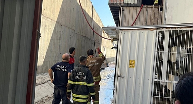Antakya Mobilyacılar Sitesi’nde Yangın Korkuttu