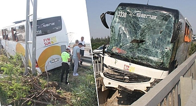 Antalya'da tur otobüsü köprü bariyerleri arasında sıkıştı